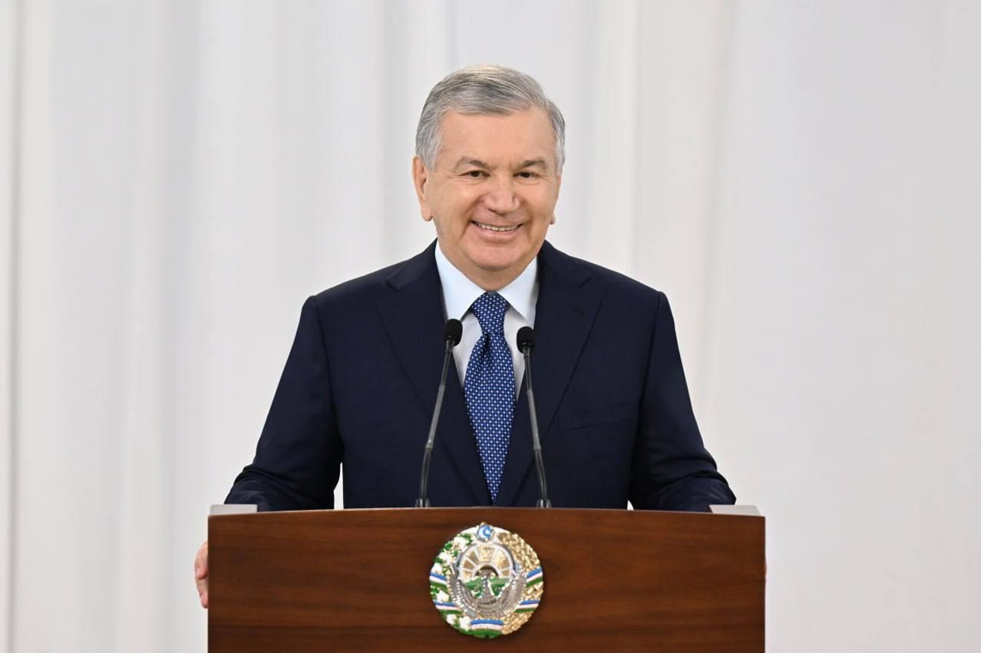 Шавкат Мирзиёев ознакомился с проектом футбольного стадиона на 55 тысяч мест в Новом Ташкенте - Sputnik Узбекистан, 1920, 12.11.2025