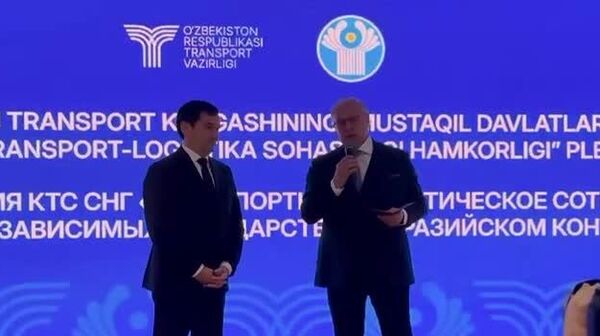 Министр транспорта РУз стал Почетным транспортником Содружества независимых государств - Sputnik Узбекистан