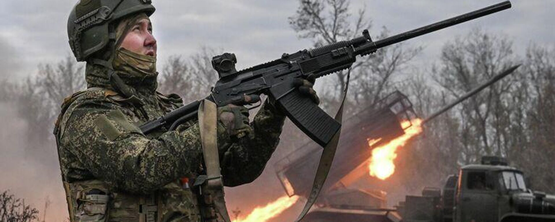 Boyevaya rabota RSZO Grad v zone SVO. Arxivnoe foto - Sputnik O‘zbekiston, 1920, 14.11.2025