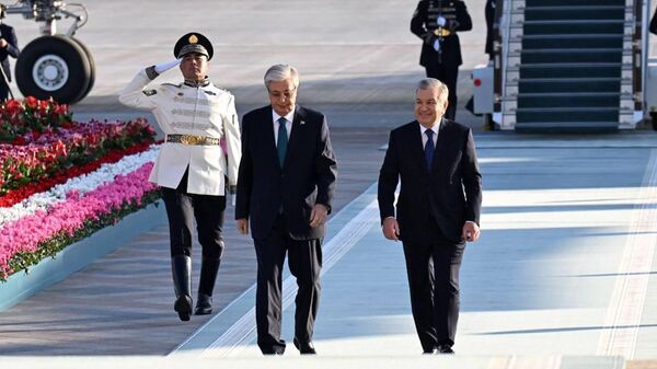 Beseda Prezidenta Respubliki Uzbekistan Shavkata Mirziyoyeva i Prezidenta Respubliki Kazaxstan Kasim-Jomarta Tokayeva - Sputnik O‘zbekiston