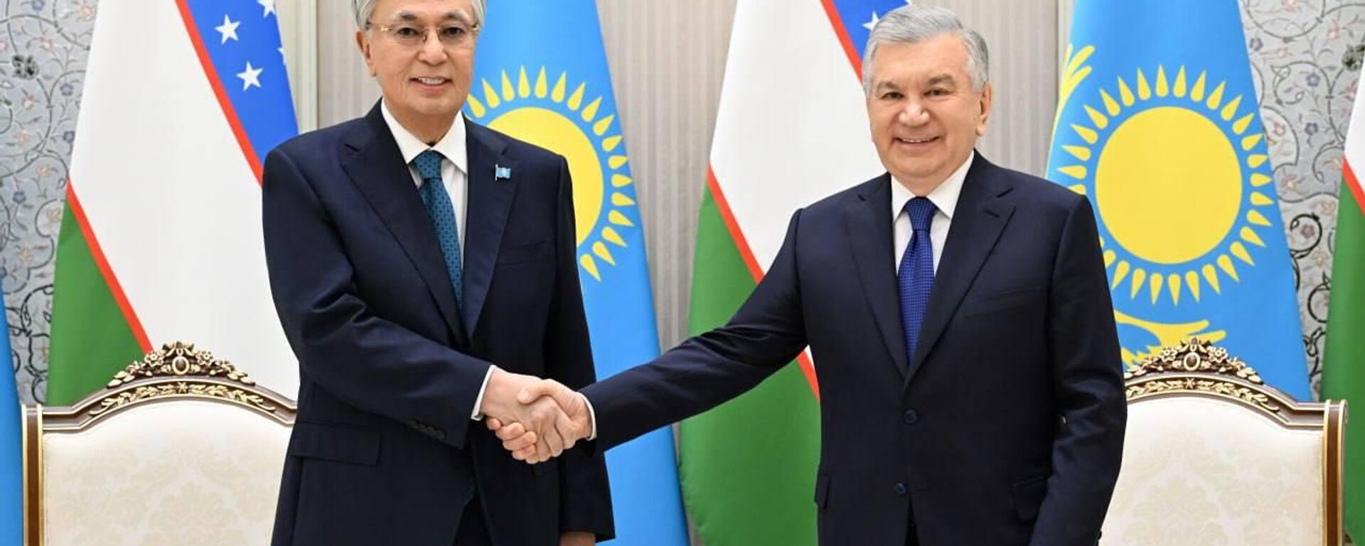 Beseda Prezidenta Respubliki Uzbekistan Shavkata Mirziyoyeva i Prezidenta Respubliki Kazaxstan Kasim-Jomarta Tokayeva - Sputnik O‘zbekiston, 1920, 14.11.2025