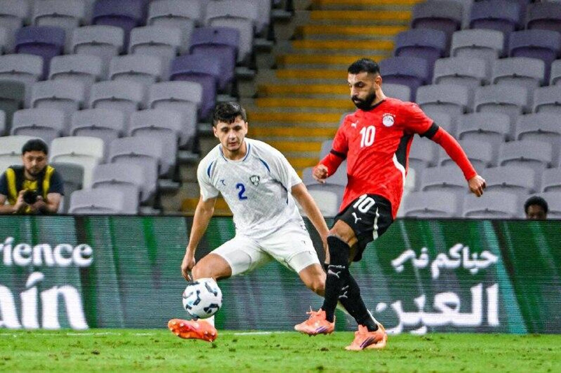 Сборная Узбекистана по футболу одолела Египет со счетом 2:0 - Sputnik Узбекистан, 1920, 15.11.2025