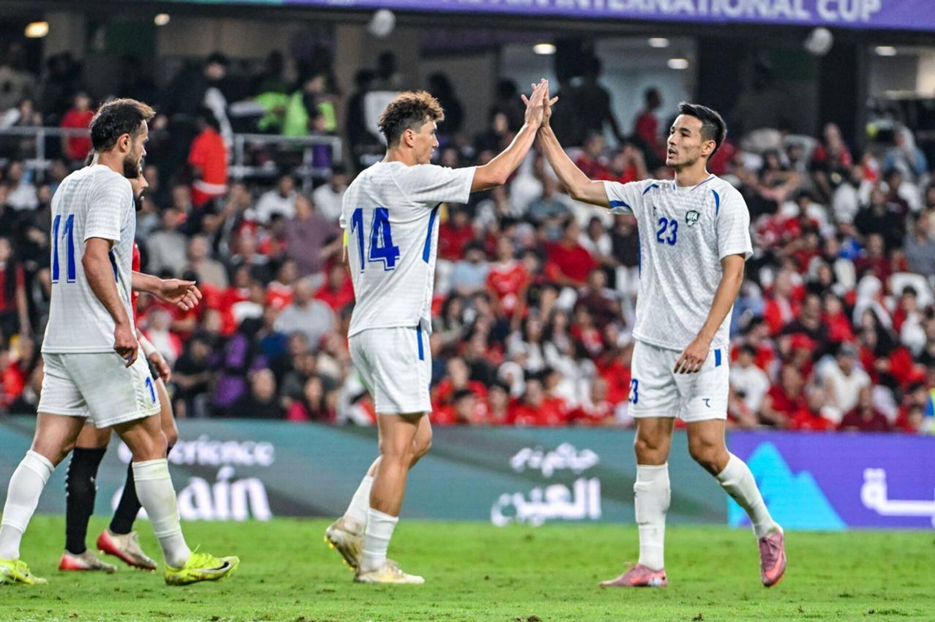 Узбекистан обыграл Египет в товарищеском матче в Эль-Айне. - Sputnik Узбекистан, 1920, 15.11.2025