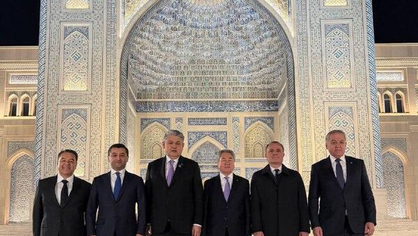 Главы МИД стран Центральной Азии и Азербайджана посетили Центр исламской цивилизации в Ташкенте - Sputnik Узбекистан