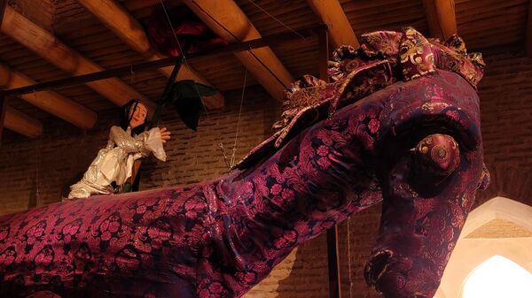 В Бухаре подходит к завершению первая в Узбекистане международная биеннале искусства - Sputnik Ўзбекистон