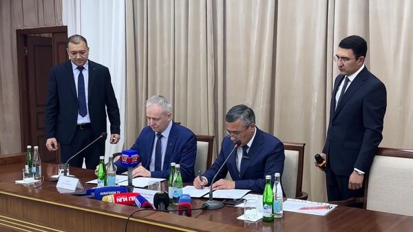 🟠 Узметкомбинат и Пермский национальный исследовательский политехнический университет подписали меморандум о сотрудничестве - Sputnik Узбекистан