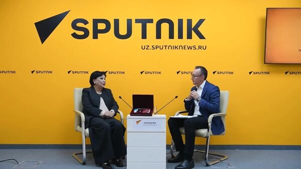 Эльмира Ахмедова была удостоена медали Пушкина Указом Президента РФ - Sputnik Узбекистан