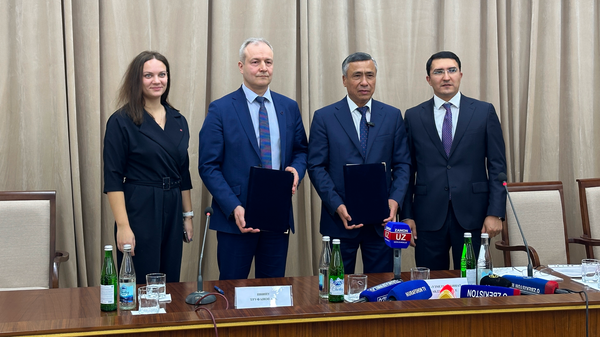 “Ўзметкомбинат” ходимлари Пермь политехника университетида таълим олиши мумкин - Sputnik Ўзбекистон