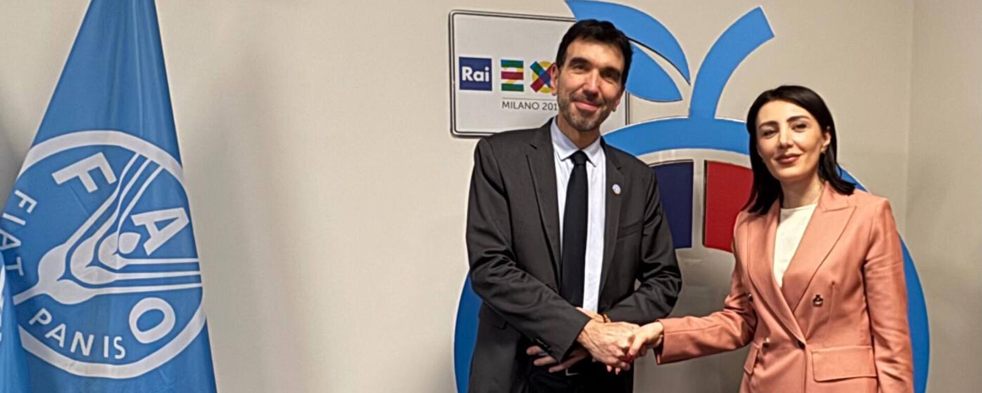 Гоар Барсегян провела рабочую встречу с первым заместителем генерального директора ФАО Маурицио Мартина. - Sputnik Ўзбекистон, 1920, 21.11.2025