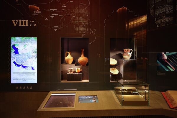Археология и интерактив: экспозиция раннего средневековья (VIII век) в Центре исламской цивилизации - Sputnik Узбекистан