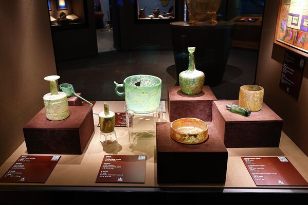 Артефакты Шелкового пути: древние стеклянные изделия - Sputnik Узбекистан