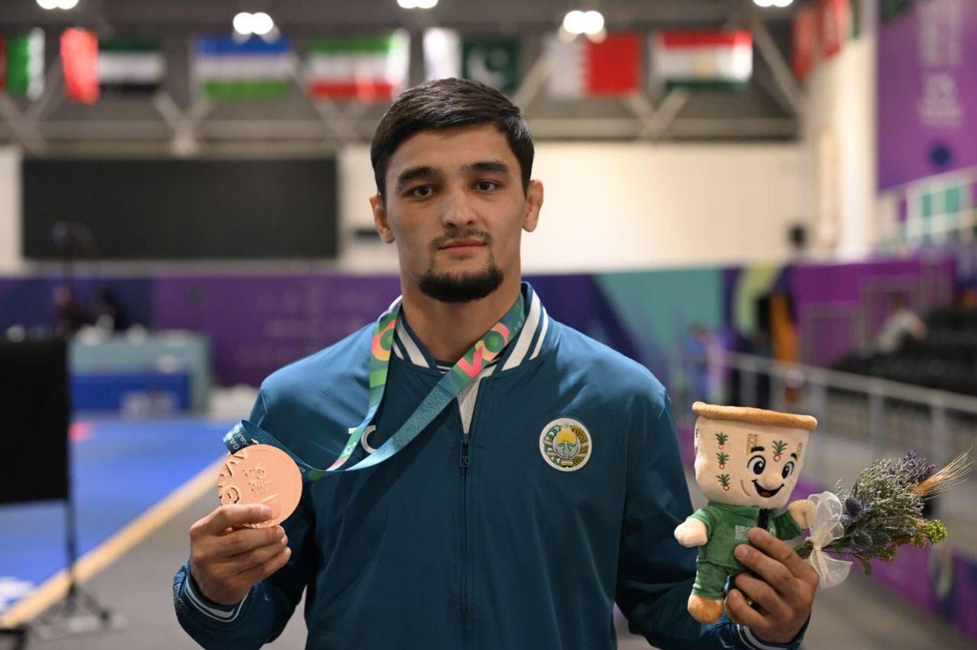 Рияд-2025: атлеты Узбекистана завоевали одну серебряную и две бронзовые медали. - Sputnik Узбекистан, 1920, 21.11.2025