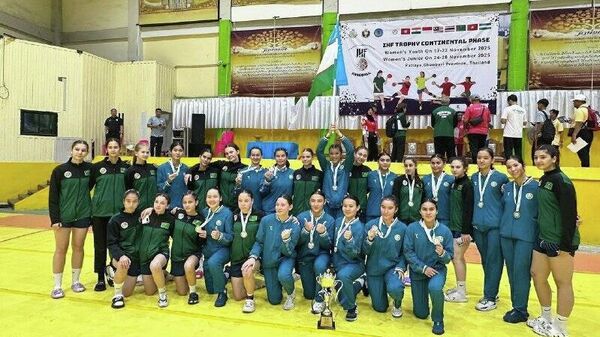 Юные гандболистки Узбекистана завоевали путевку на чемпионат мира - Sputnik Узбекистан