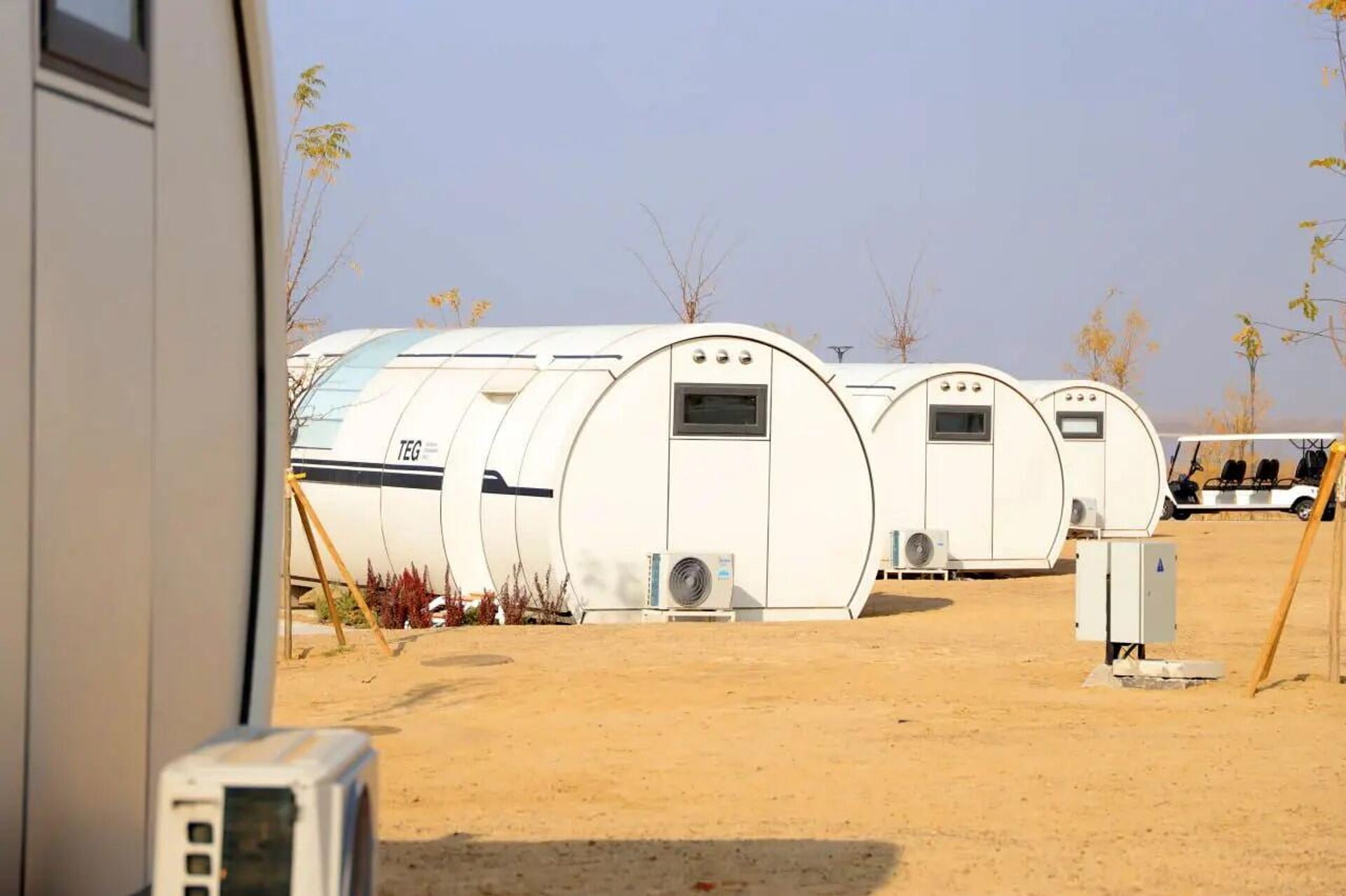 На берегу Айдаркуля открыт современный туристический центр
 - Sputnik Узбекистан, 1920, 24.11.2025