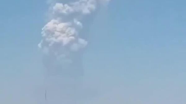 В Эфиопии спустя 10 000 лет покоя проснулся вулкан Хейли-Губби - Sputnik Узбекистан