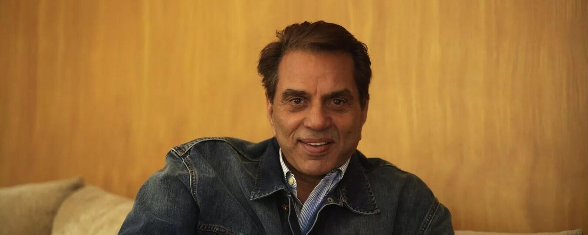 Умер индийский киноактер Дхармендра
 - Sputnik Ўзбекистон, 1920, 24.11.2025