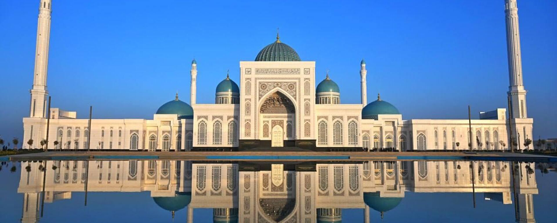 Шавкат Мирзиёев 25 ноября посетил Самаркандскую область Шавкат Мирзиёев 25 ноября посетил Самаркандскую область - Sputnik Узбекистан, 1920, 25.11.2025