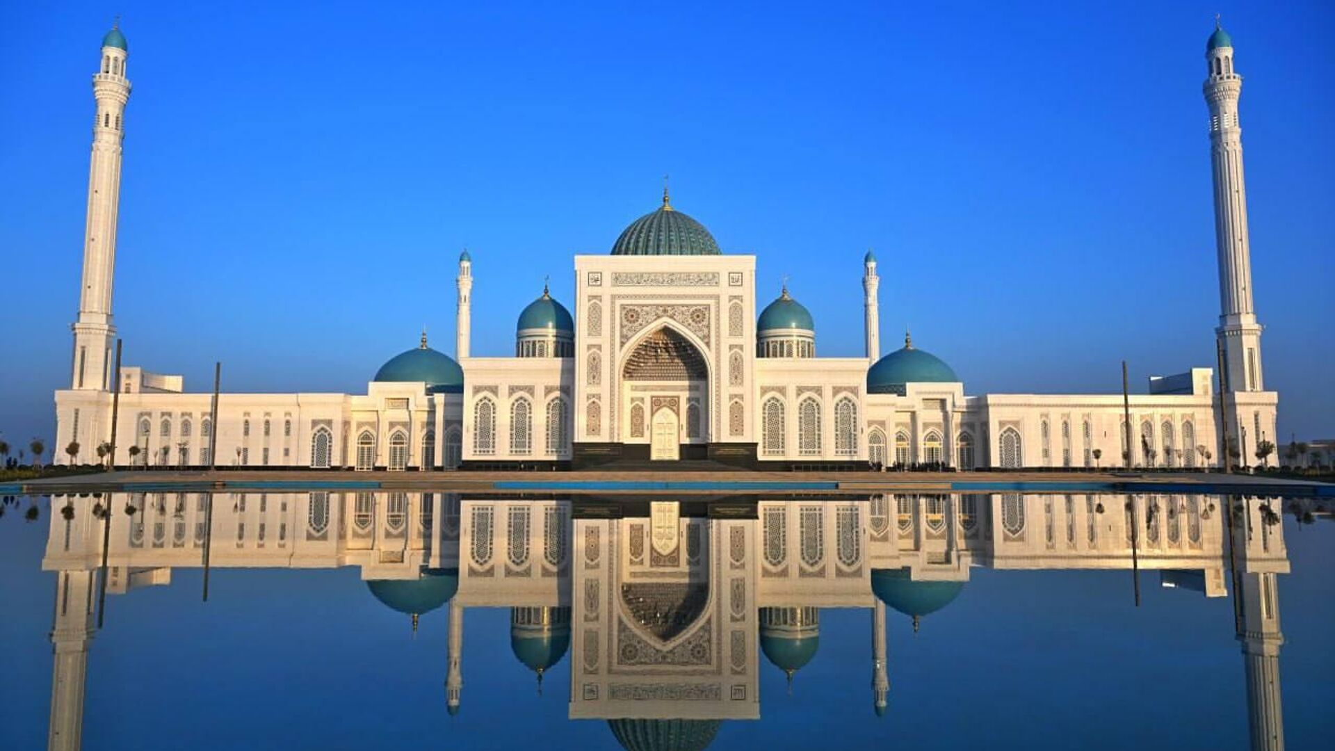 Шавкат Мирзиёев 25 ноября посетил Самаркандскую область Шавкат Мирзиёев 25 ноября посетил Самаркандскую область - Sputnik Узбекистан, 1920, 25.11.2025