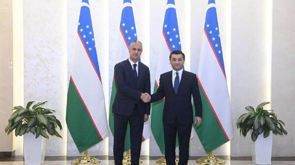 Новый посол Таджикистана Насредин Исматулло вручил копии верительных грамот главе МИД Узбекистана Бахтиёру Саидову - Sputnik Узбекистан