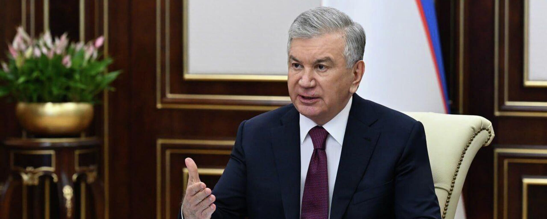 Шавкат Мирзиёев ознакомился с отчетом Национального комитета Республики Узбекистан по статистике. - Sputnik Ўзбекистон, 1920, 28.11.2025