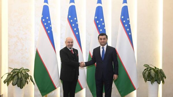 Бахтиёр Саидов принял верительные грамоты от вновь назначенного посла Албании в Узбекистане Генца Пецани - Sputnik Узбекистан