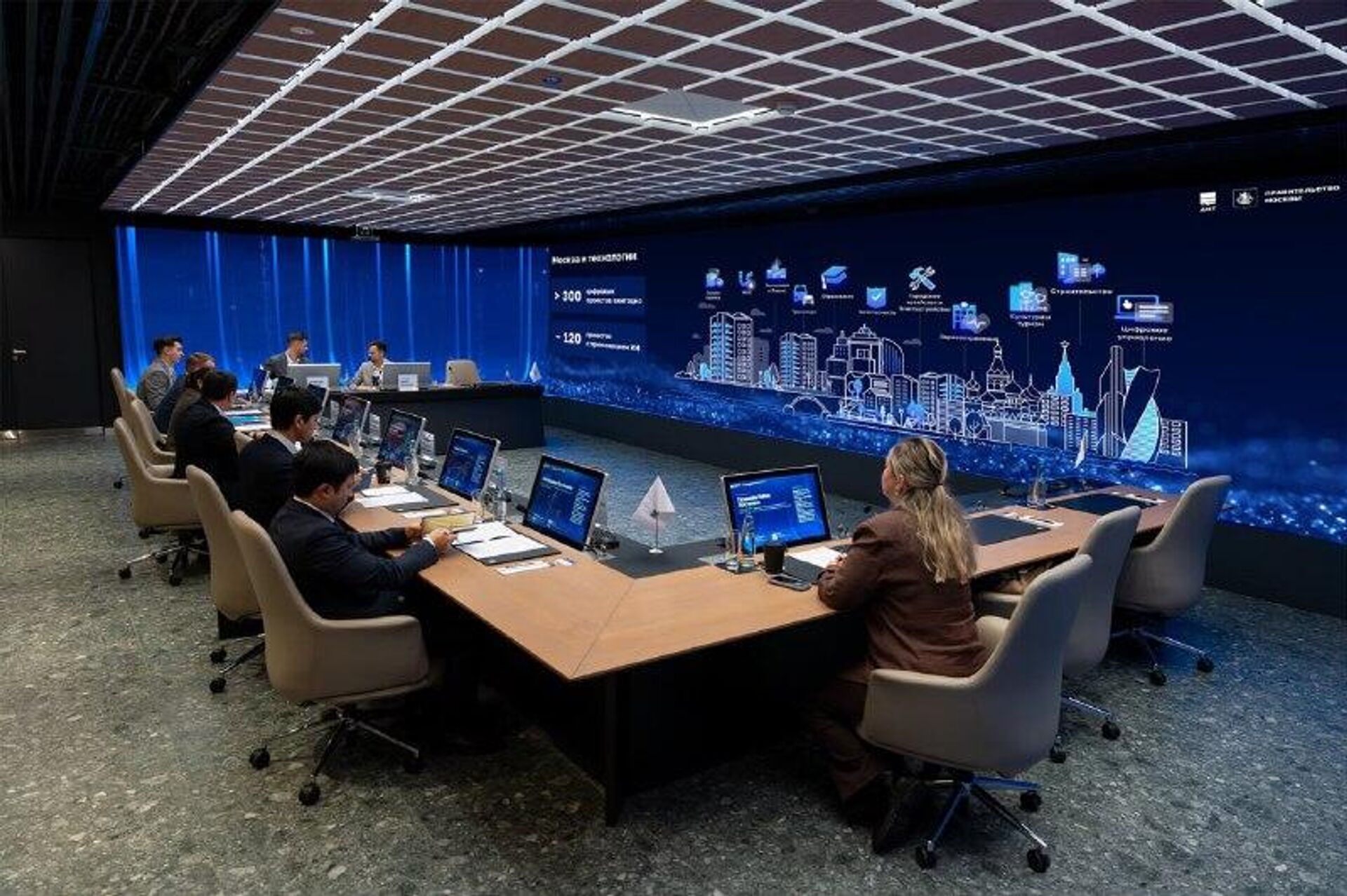 В Узбекистане изучили опыт Москвы в цифровизации управления многоквартирными домами - Sputnik Узбекистан, 1920, 28.11.2025