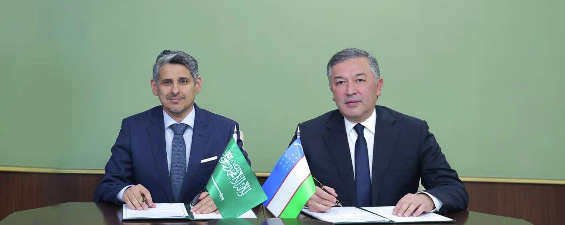 Средний медицинский персонал из Узбекистана будет трудоустроен в Саудовскую Аравию - Sputnik Ўзбекистон, 1920, 02.12.2025