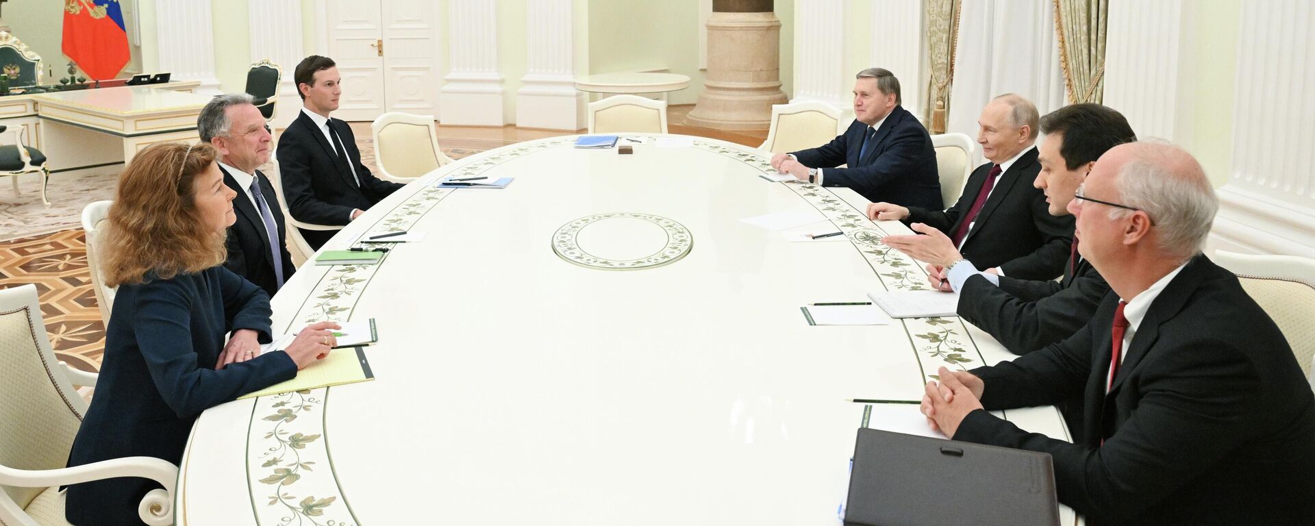 Prezident Vladimir Putin vstretilsya so spesposlannikom Stivenom Uitkoffom - Sputnik O‘zbekiston, 1920, 03.12.2025