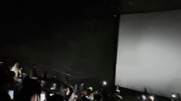В Tashkent City Mall во время показа фильма отключили свет - Sputnik Узбекистан