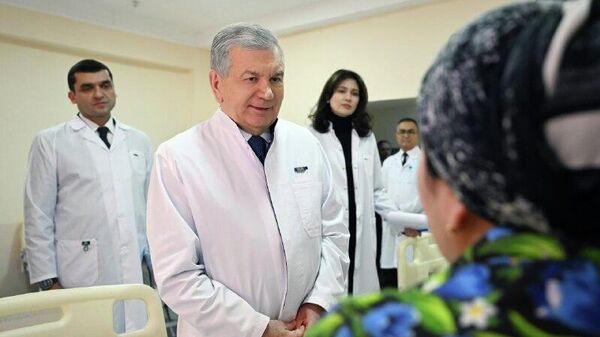 Президент Узбекистана поручил взять под строгий контроль оказание необходимой медпомощи пострадавшим в Гулистане - Sputnik Узбекистан