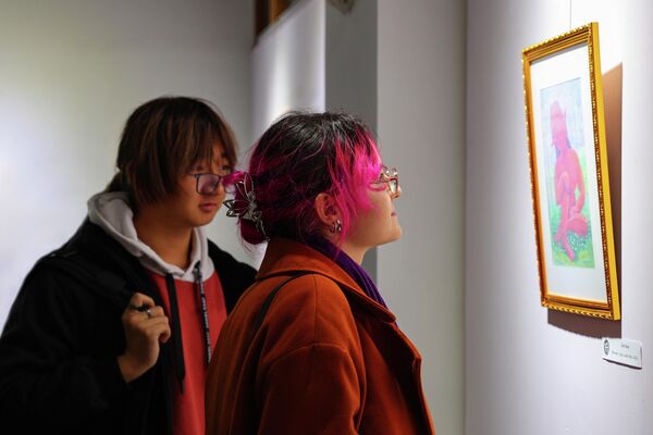 Персональная выставка художника Чори Шамса
Воображаемые существа тюркских народов - Sputnik Узбекистан