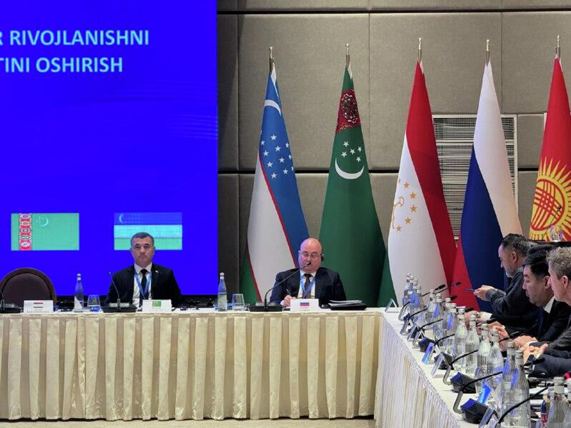 Цифровизация наркорынка усложняет борьбу с наркотиками, заявил глава представительства МВД России в Узбекистане Цифровизация наркорынка усложняет борьбу с наркотиками, заявил глава представительства МВД России в Узбекистане - Sputnik Узбекистан, 1920, 05.12.2025