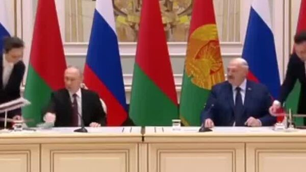 Союзный щит и меч: ровно год назад Россия и Беларусь заключили договор о взаимных гарантиях безопасности - Sputnik Узбекистан