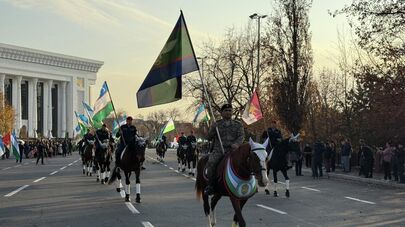 В Ташкенте состоялся конный парад, посвященный 33-й годовщине принятия Конституции Республики Узбекистан,.