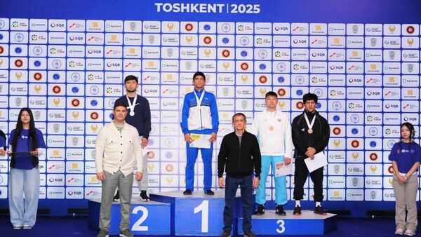 На чемпионате Узбекистана по вольной борьбе завершились поединки среди мужчин - Sputnik Узбекистан