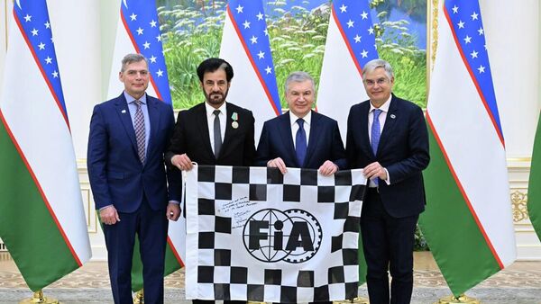 Shavkat Mirziyoyev prinyal delegatsiyu Mejdunarodnoy avtomobilnoy federatsii (FIA) - Sputnik O‘zbekiston