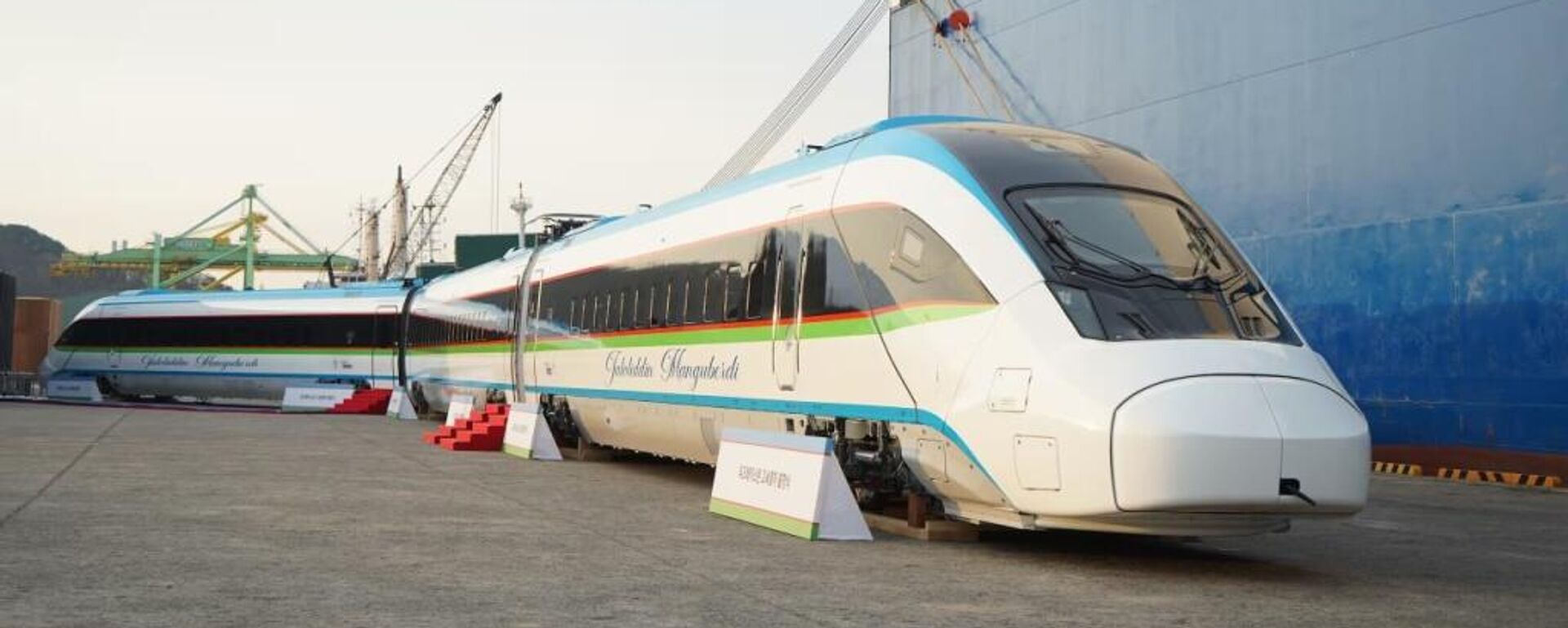 Hyundai Rotem otpravila v Uzbekistan perviy visokoskorostnoy poyezd - Sputnik O‘zbekiston, 1920, 10.12.2025