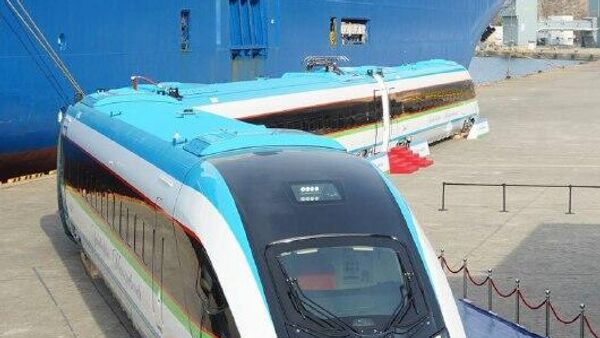 В Узбекистан отправили первый высокоскоростной поезд Hyundai - Sputnik Узбекистан