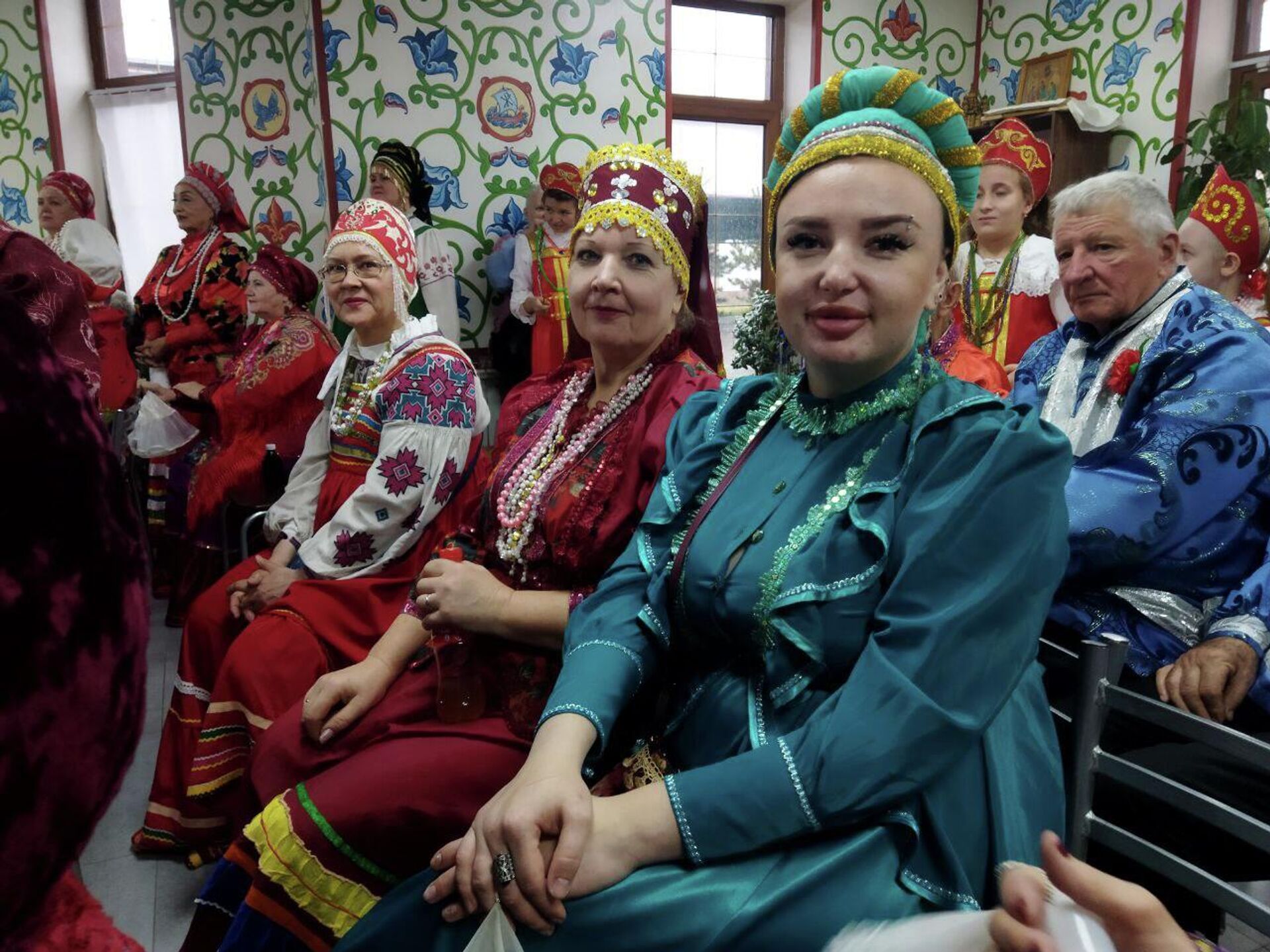 Ташкентский ансамбль славянской песни Калинушка. Ташкентский ансамбль славянской песни Калинушка. - Sputnik Узбекистан, 1920, 12.12.2025