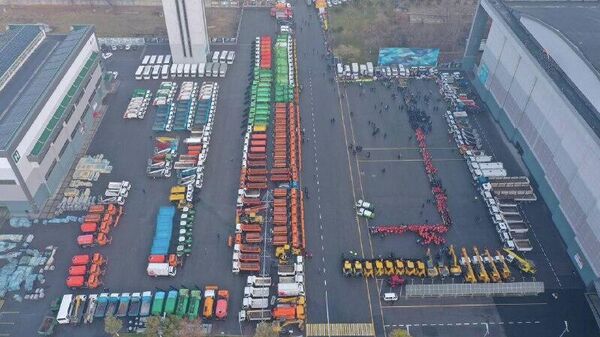 Почти 430 единиц спецтехники задействуют в Ташкенте в зимнем сезоне - Sputnik Узбекистан