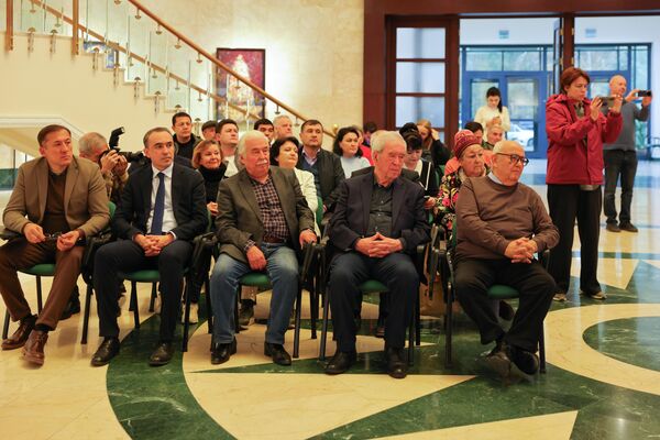 Приглашенные на презентацию - Sputnik Узбекистан