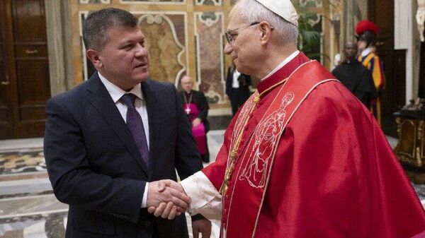 🟠 Новый посол Узбекистана при Святом Престоле вручил верительные грамоты Папе Римскому - Sputnik Узбекистан