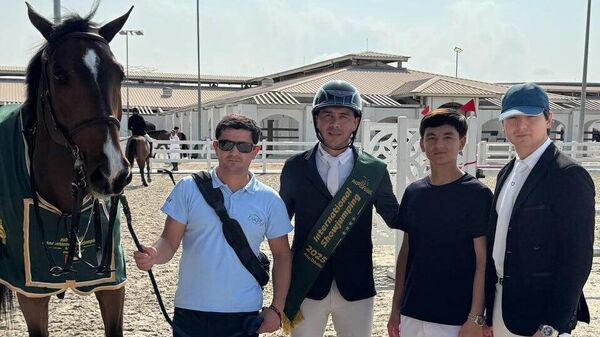 Бекзод Курбонов завоевал золотую медаль на турнире в Абу-Даби - Sputnik Узбекистан