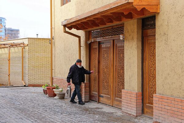 Гулбозор маҳалласидаги сайёҳлик кўчаси - Sputnik Ўзбекистон