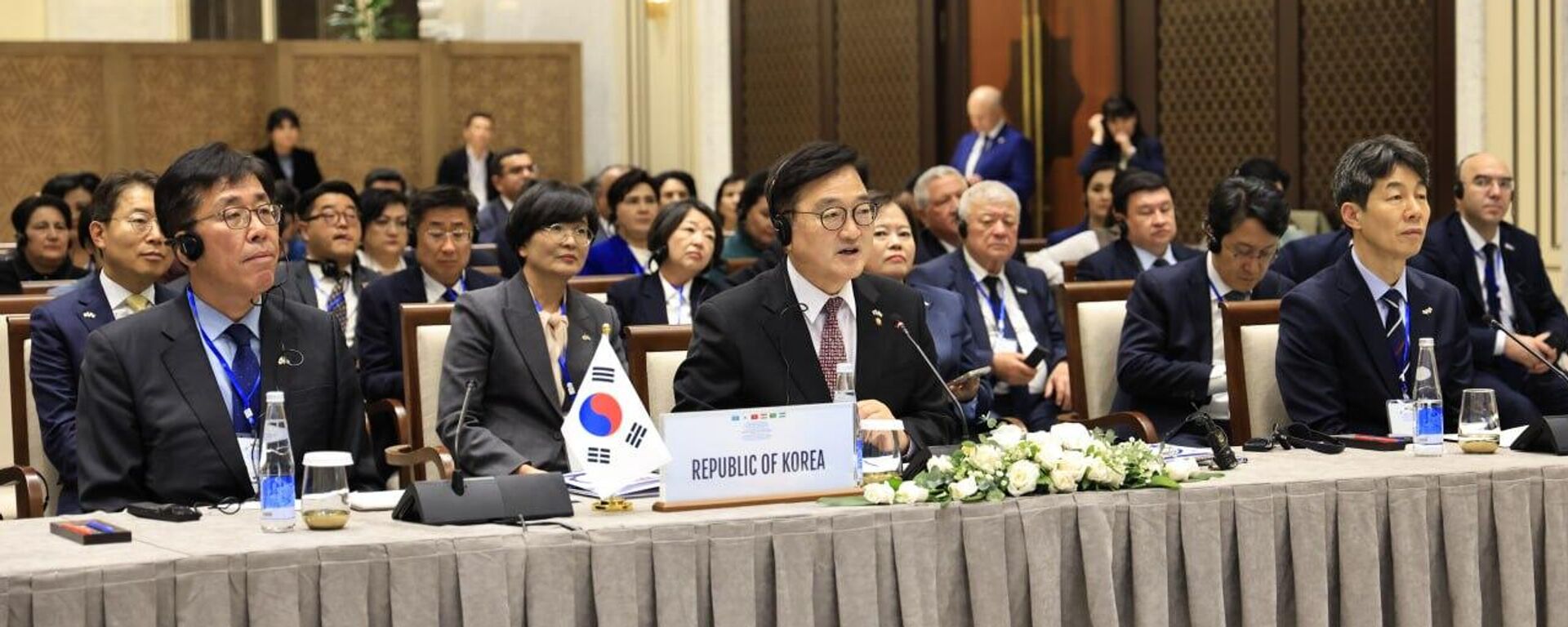 Принята Совместная декларация заседания глав парламентов государств ЦА и Кореи - Sputnik Ўзбекистон, 1920, 16.12.2025