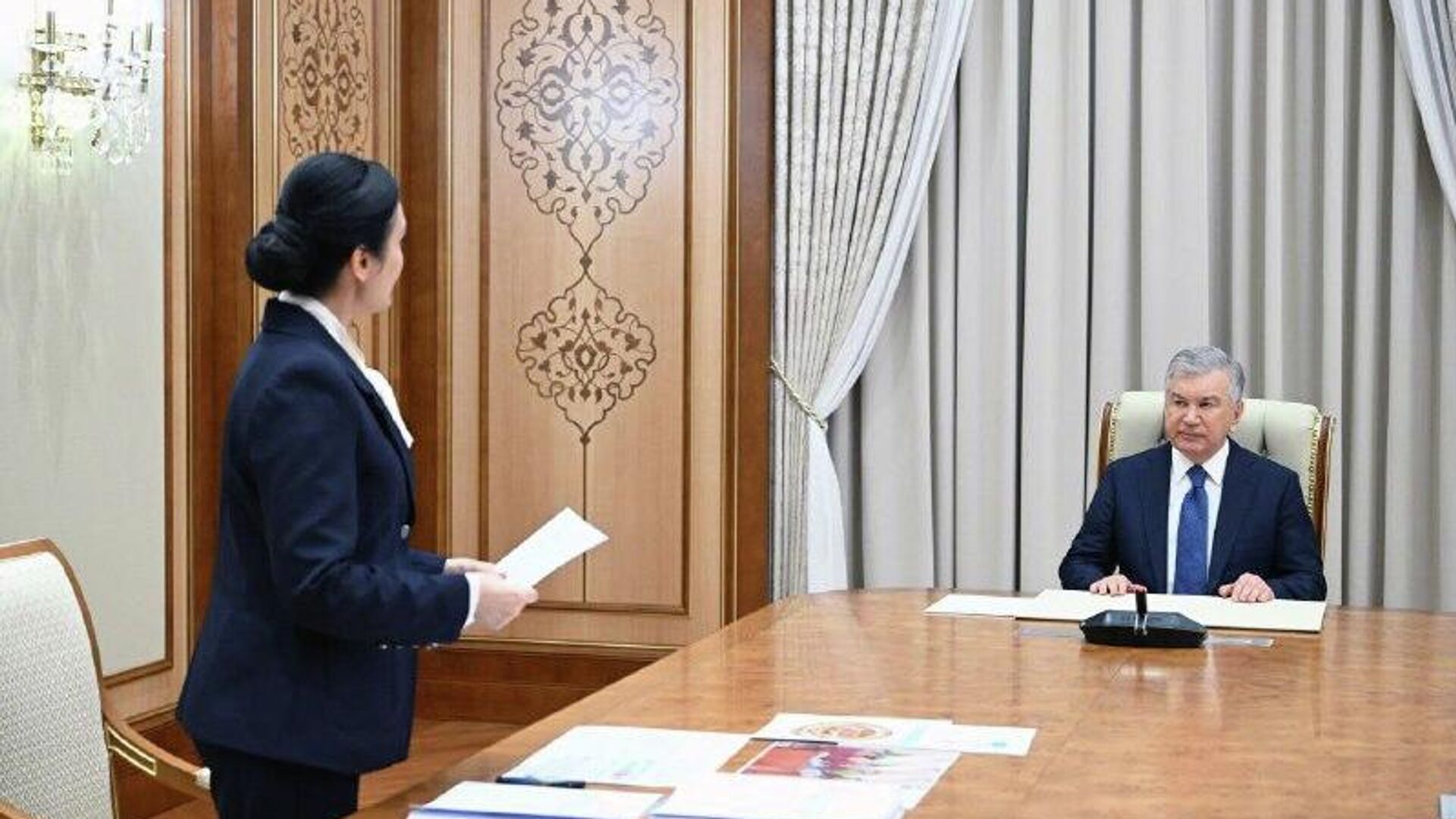 🟠 В Узбекистане участвовать в заседаниях Конституционного суда можно будет дистанционно 🟠 В Узбекистане участвовать в заседаниях Конституционного суда можно будет дистанционно - Sputnik Узбекистан, 1920, 17.12.2025