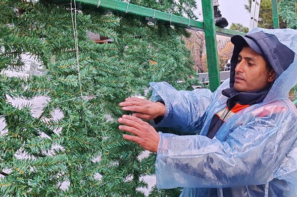 Самарканд готовится к новому году - Sputnik Узбекистан