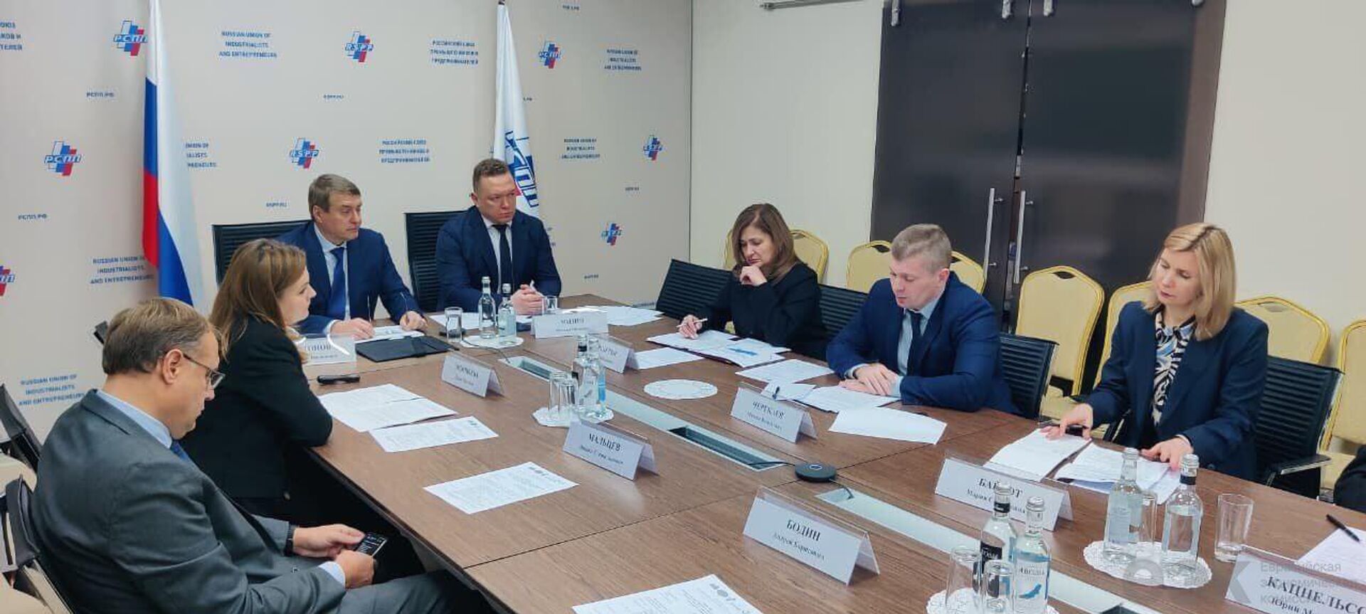 Заседание Комитета по продовольственному рынку Делового Совета Евразийского экономического союза. - Sputnik Узбекистан, 1920, 18.12.2025