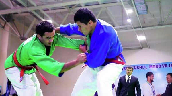 ‍ В Самарканде состоялся чемпионат по курашу среди военнослужащих и правоохранителей - Sputnik Узбекистан