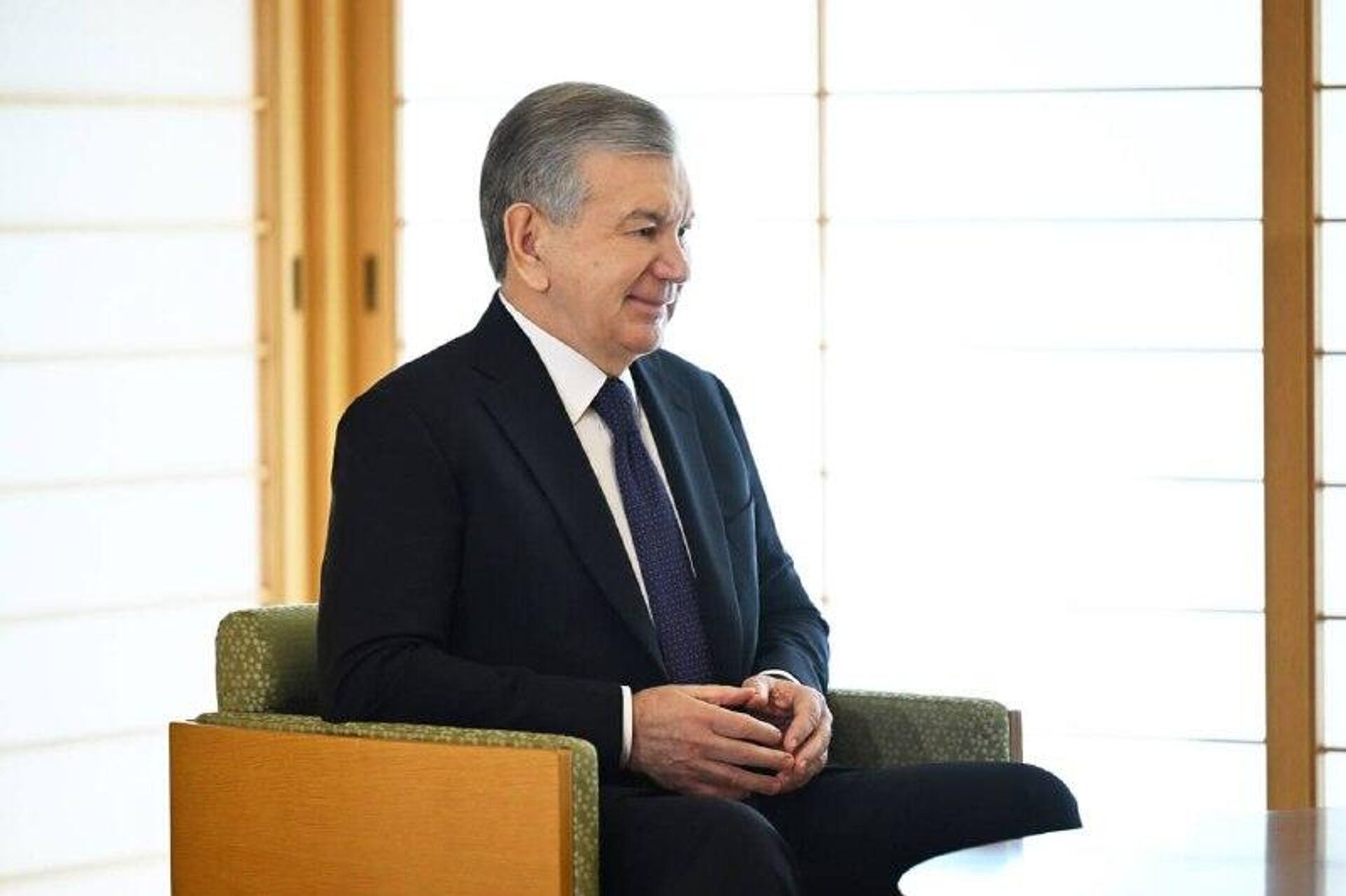 Президент Узбекистана встретился с Императором Японии - Sputnik Узбекистан, 1920, 19.12.2025